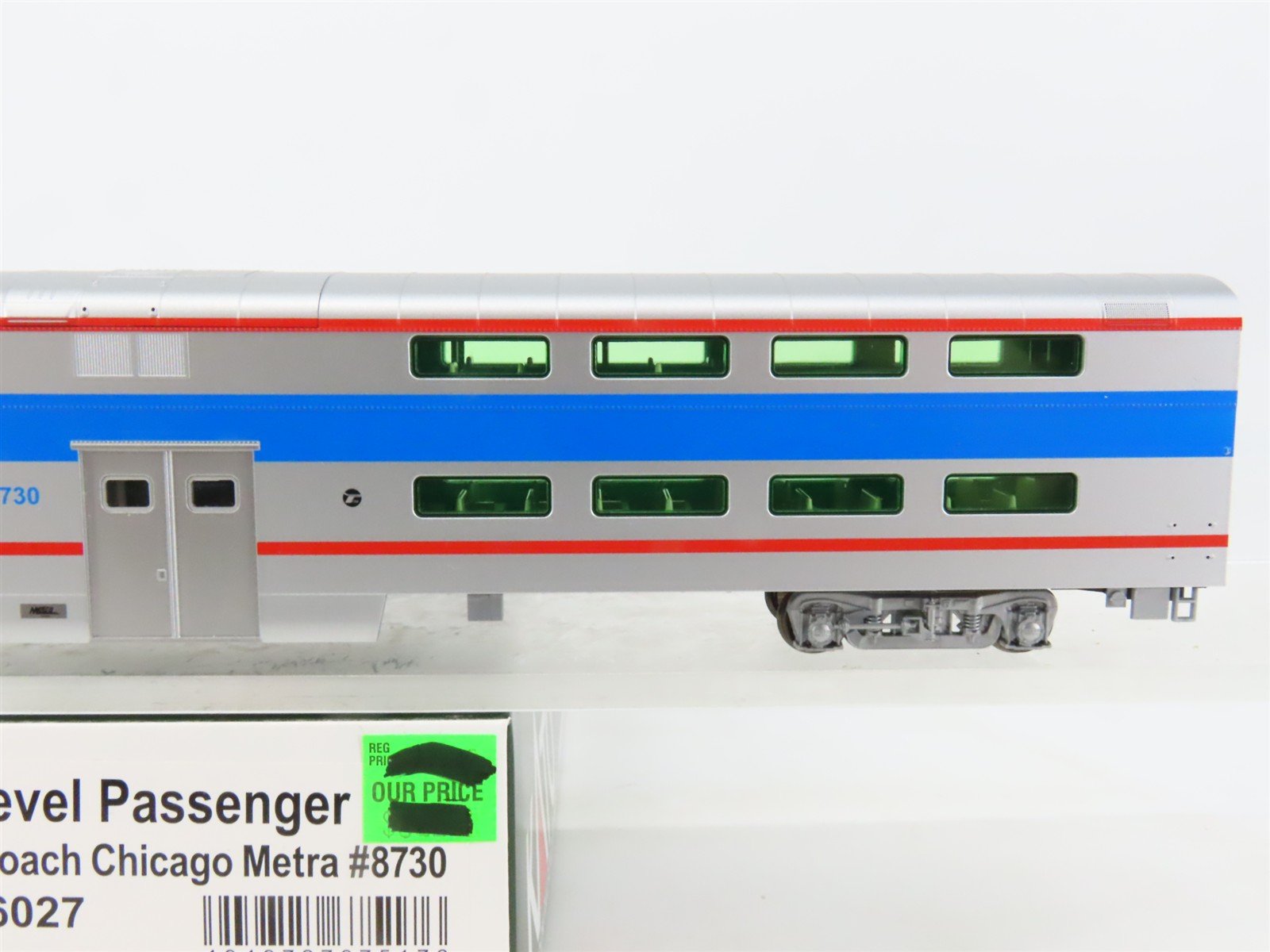 HO Scale Kato 35-6027 Metra Bi-Level Cab Coach Passenger Car #8730