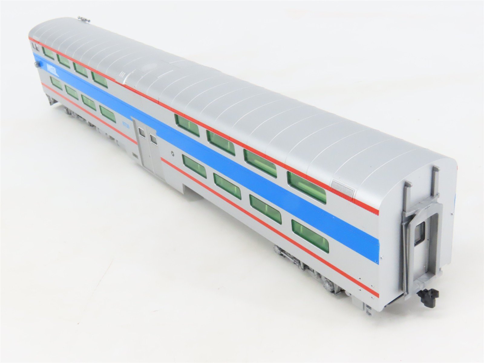 HO Scale Kato 35-6027 Metra Bi-Level Cab Coach Passenger Car #8730