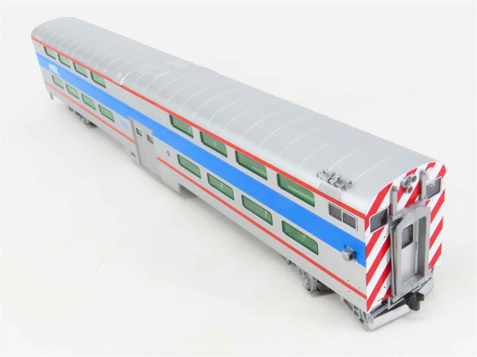 HO Scale Kato 35-6027 Metra Bi-Level Cab Coach Passenger Car #8730