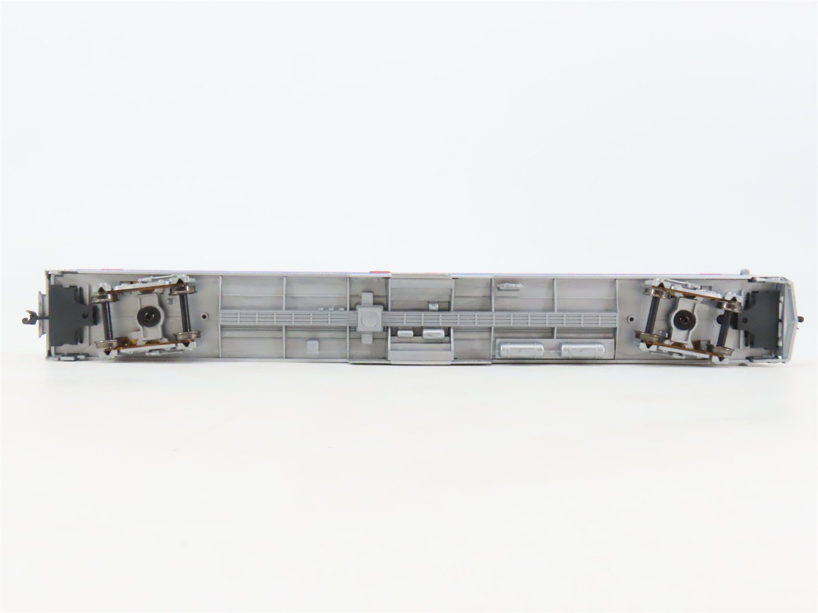 HO Scale Kato 35-6027 Metra Bi-Level Cab Coach Passenger Car #8730