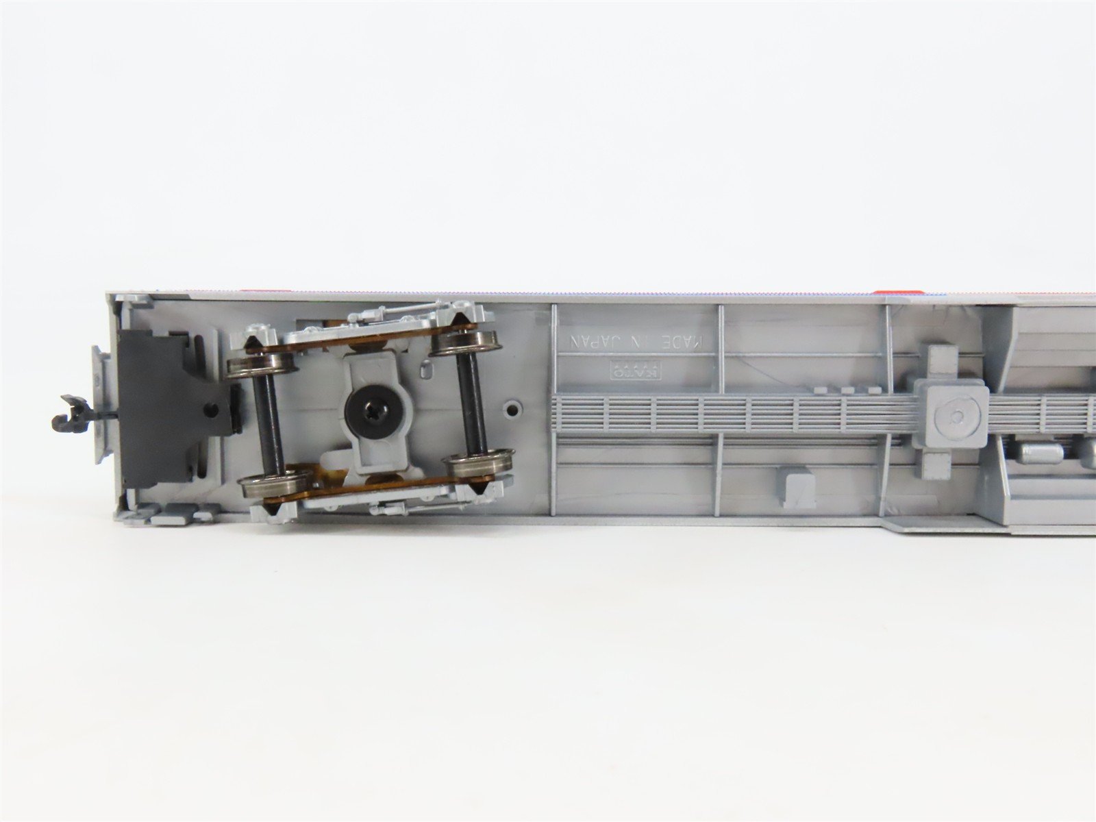 HO Scale Kato 35-6027 Metra Bi-Level Cab Coach Passenger Car #8730