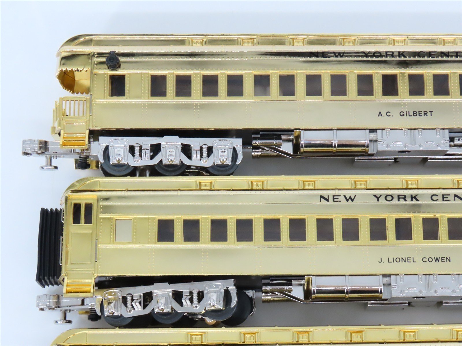 O 3-Rail MTH Millennium Gold NYC J1e Steam w/ 6 Freight & Passenger Cars