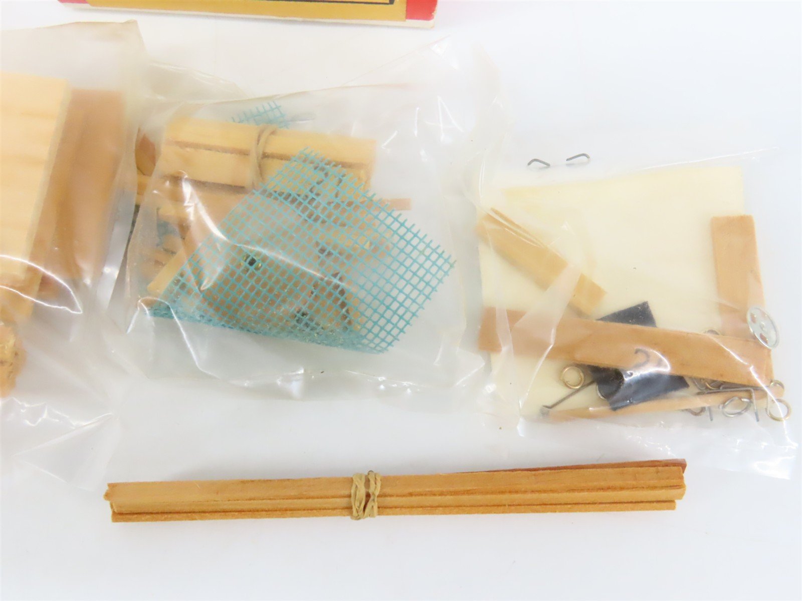O 1/48 Scale Circus Craft Craftsman Kit #CW.21 Al. G. Barnes Circus Dog Wagon