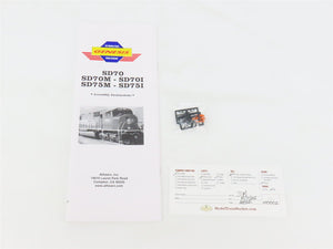 HO Scale Athearn Genesis G6176 BNSF Railway Heritage SD75M Diesel #8258
