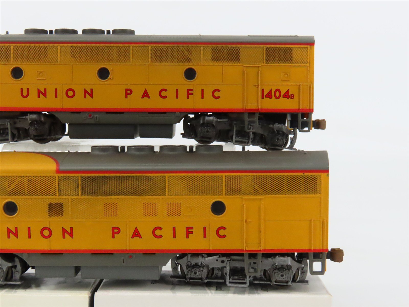 HO Scale Proto 1000 UP Union Pacific F3A/B Diesel Set #1403/1404B - Weathered