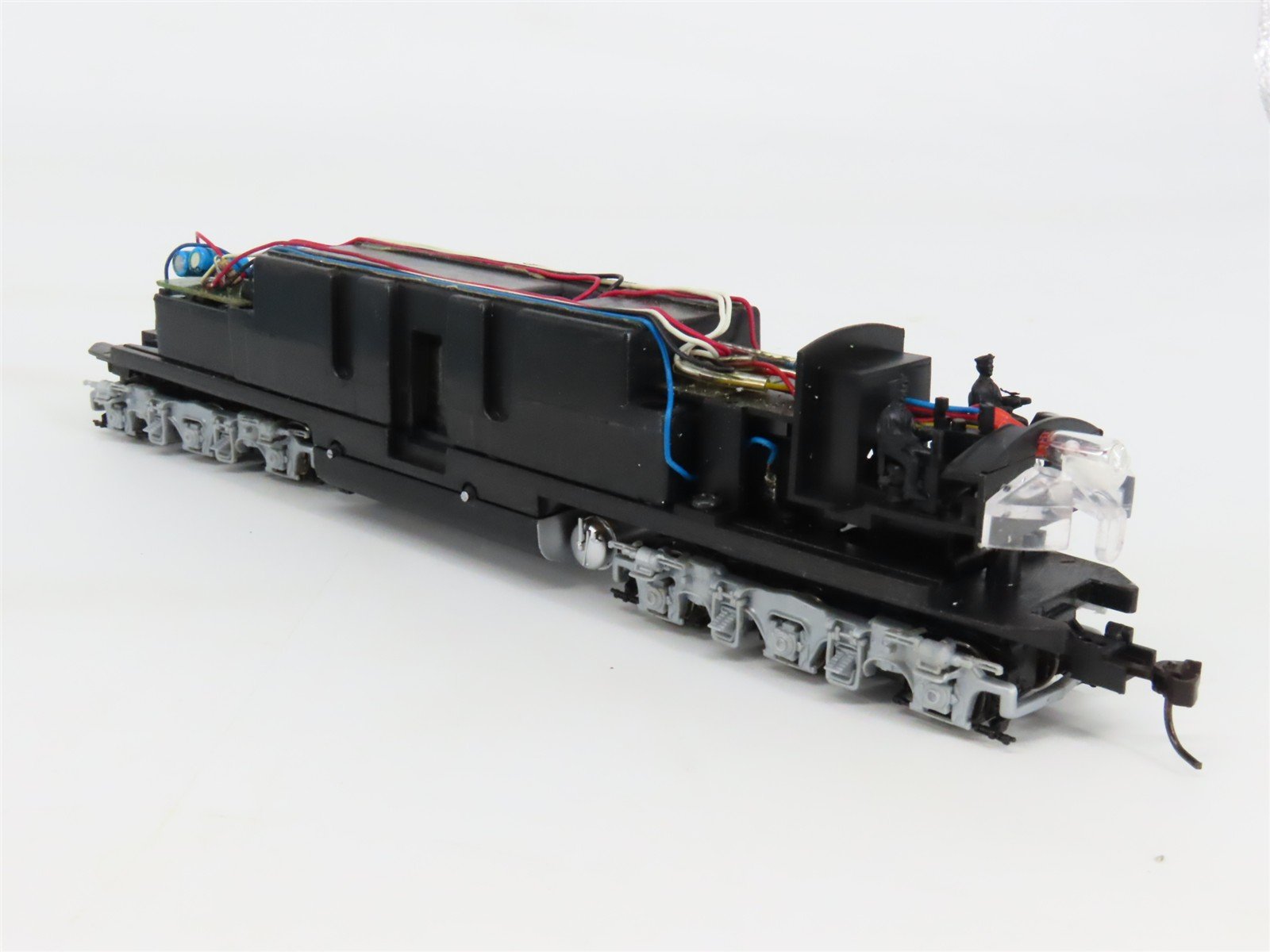 HO Scale Proto 2000 8046 CB&Q Burlington Route EMD E8/9A Diesel #9943A