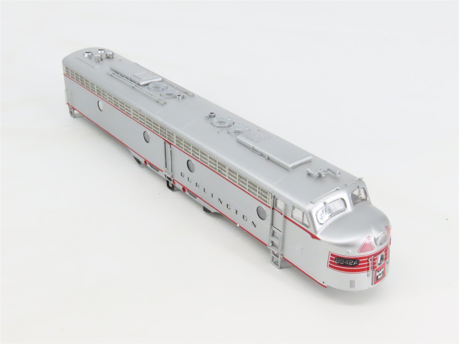 HO Scale Proto 2000 8045 CB&Q Burlington Route EMD E8/9A Diesel #9942A