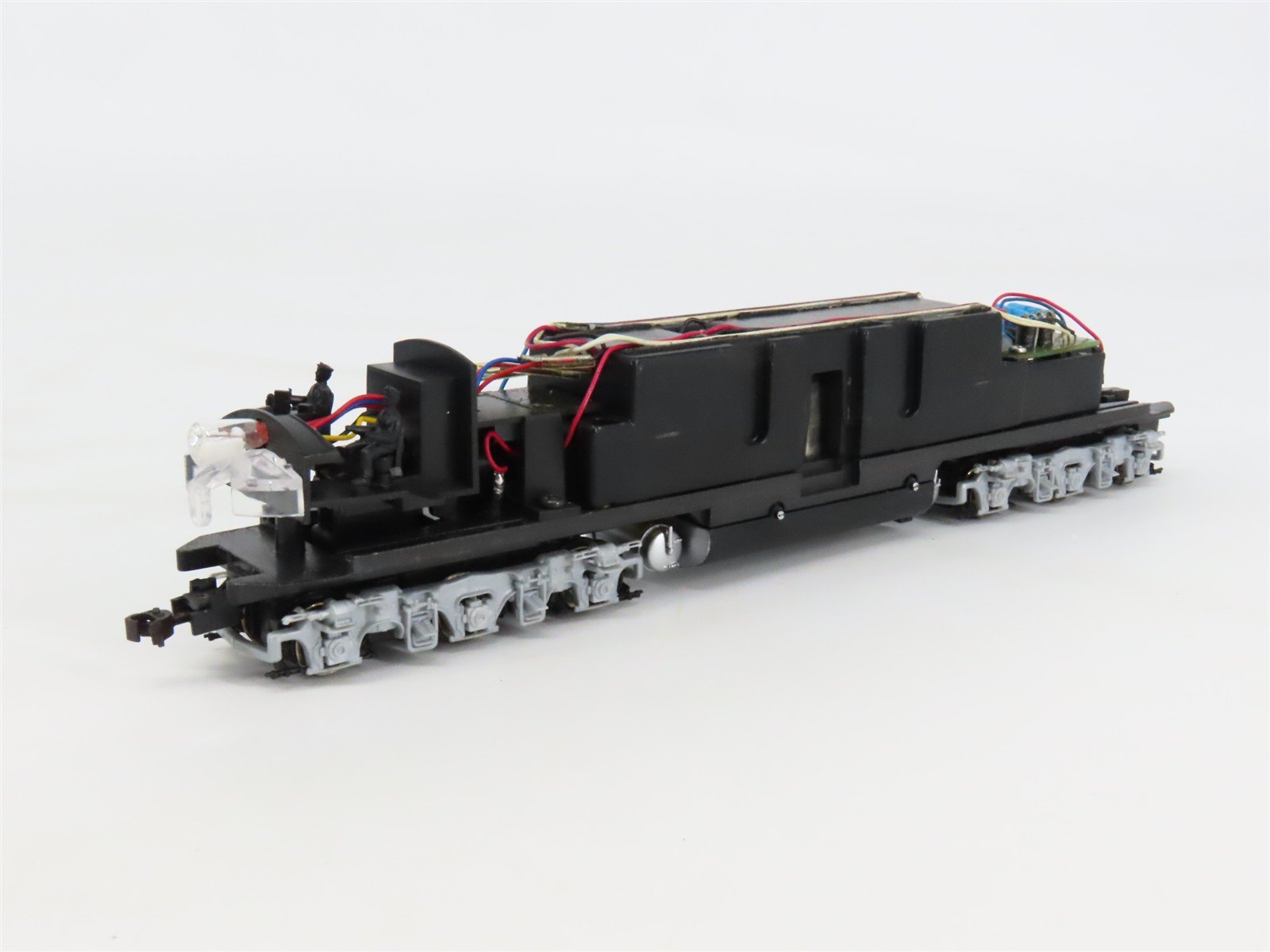 HO Scale Proto 2000 8045 CB&Q Burlington Route EMD E8/9A Diesel #9942A