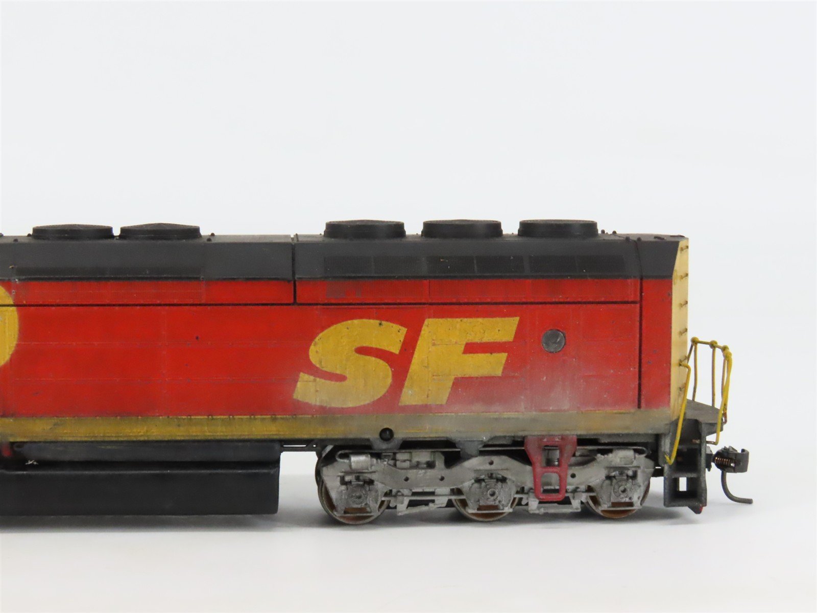 HO Scale Athearn SP-SF Merger 