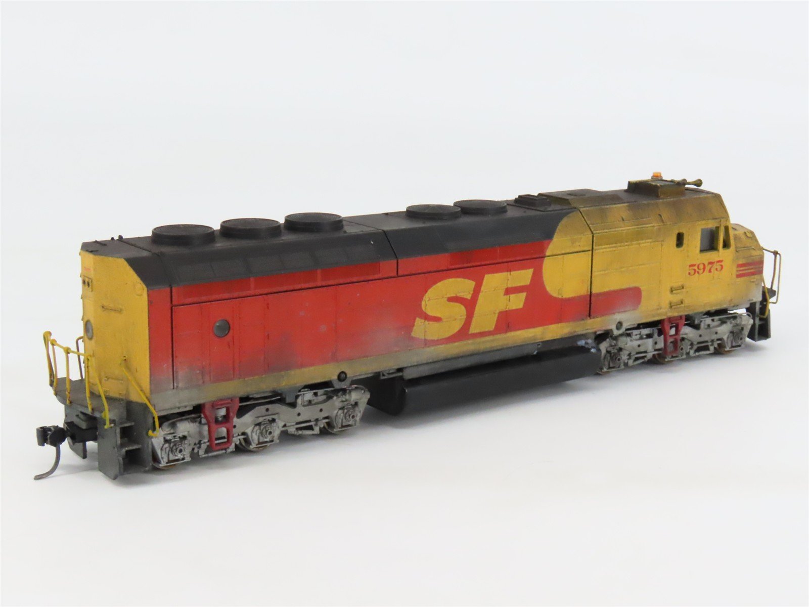 HO Scale Athearn SP-SF Merger 