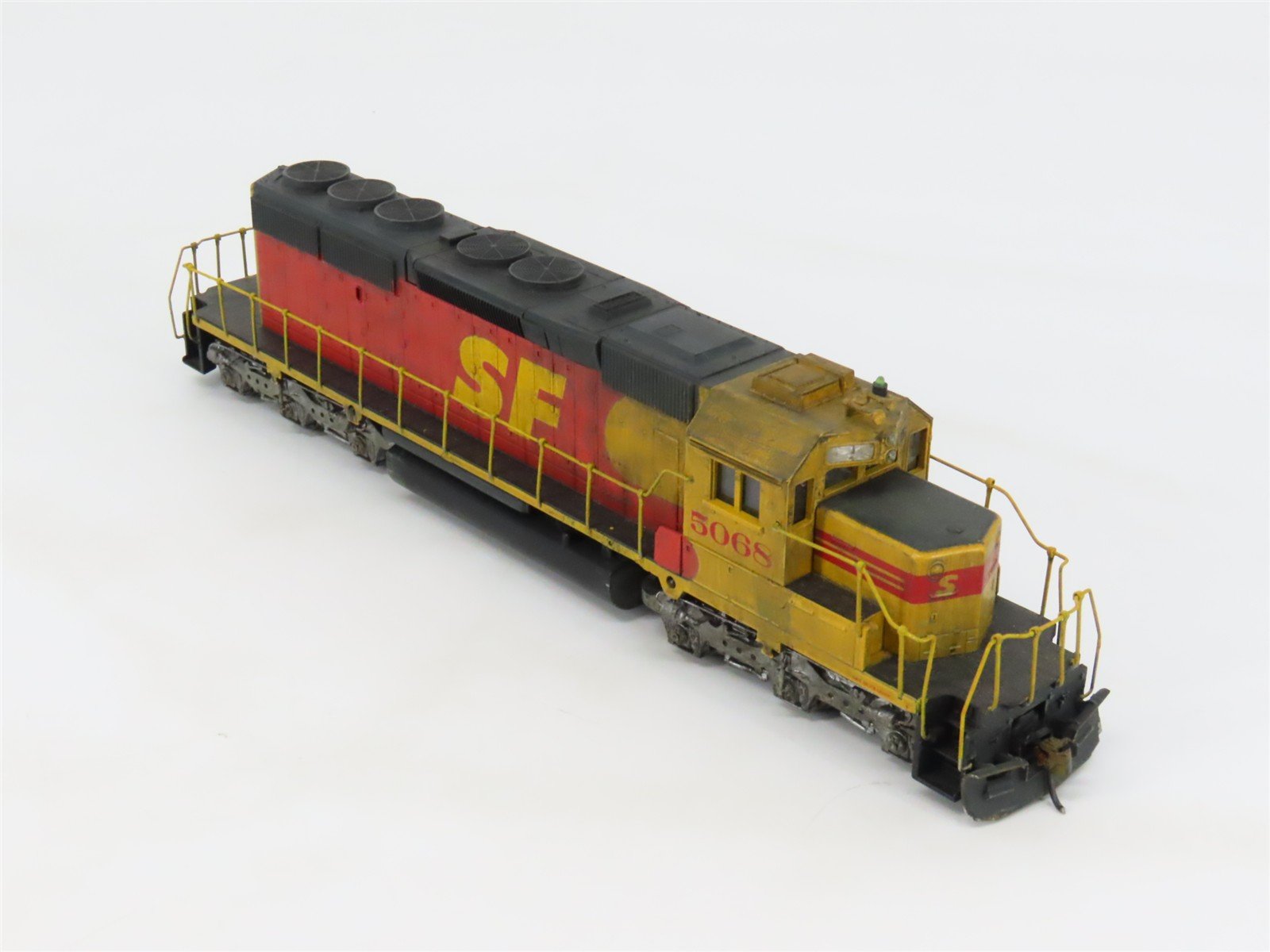 HO Scale Athearn SP-SF Merger 