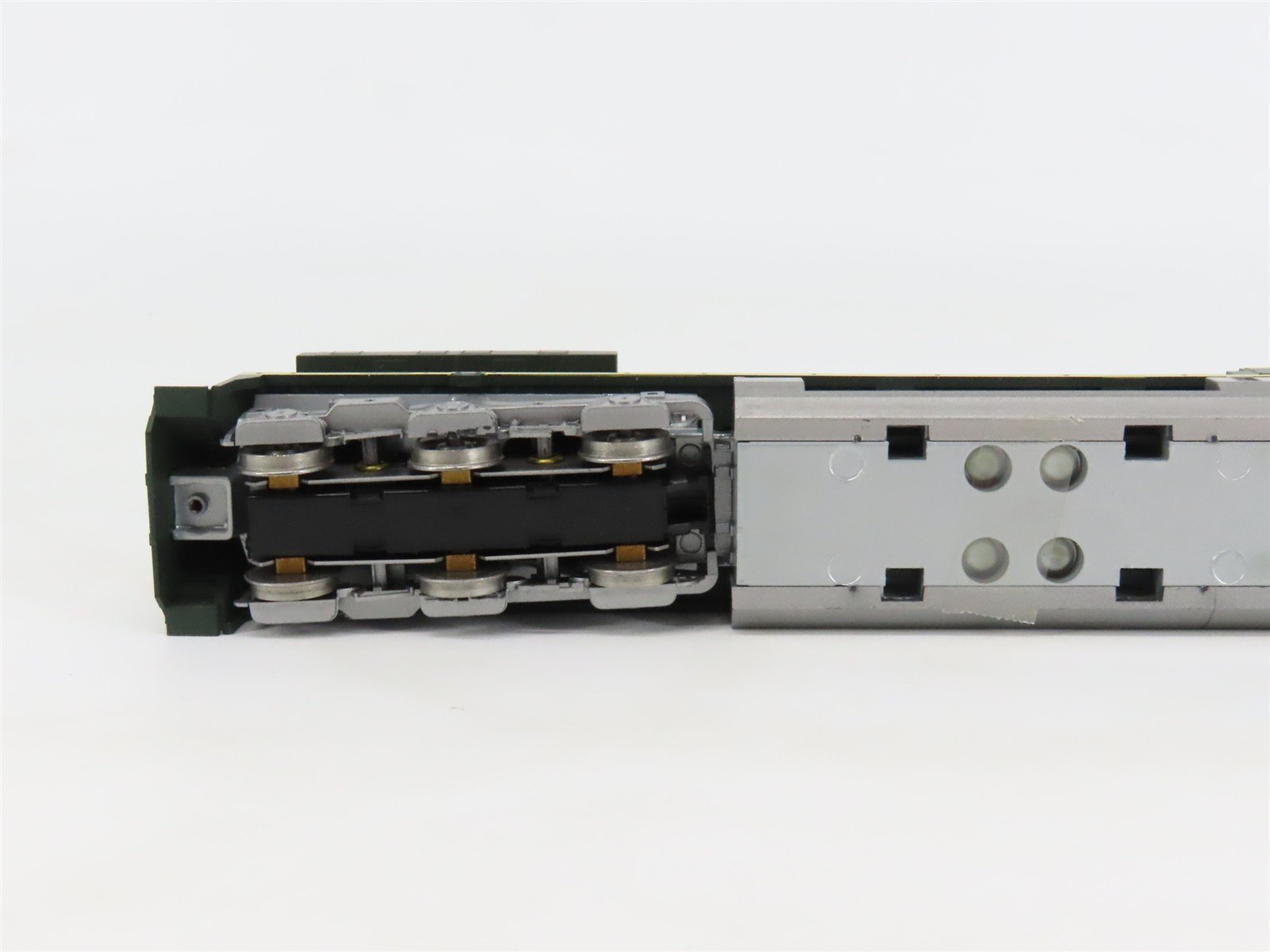 HO Scale Athearn 4937 BNSF Railway GE C44-9W 