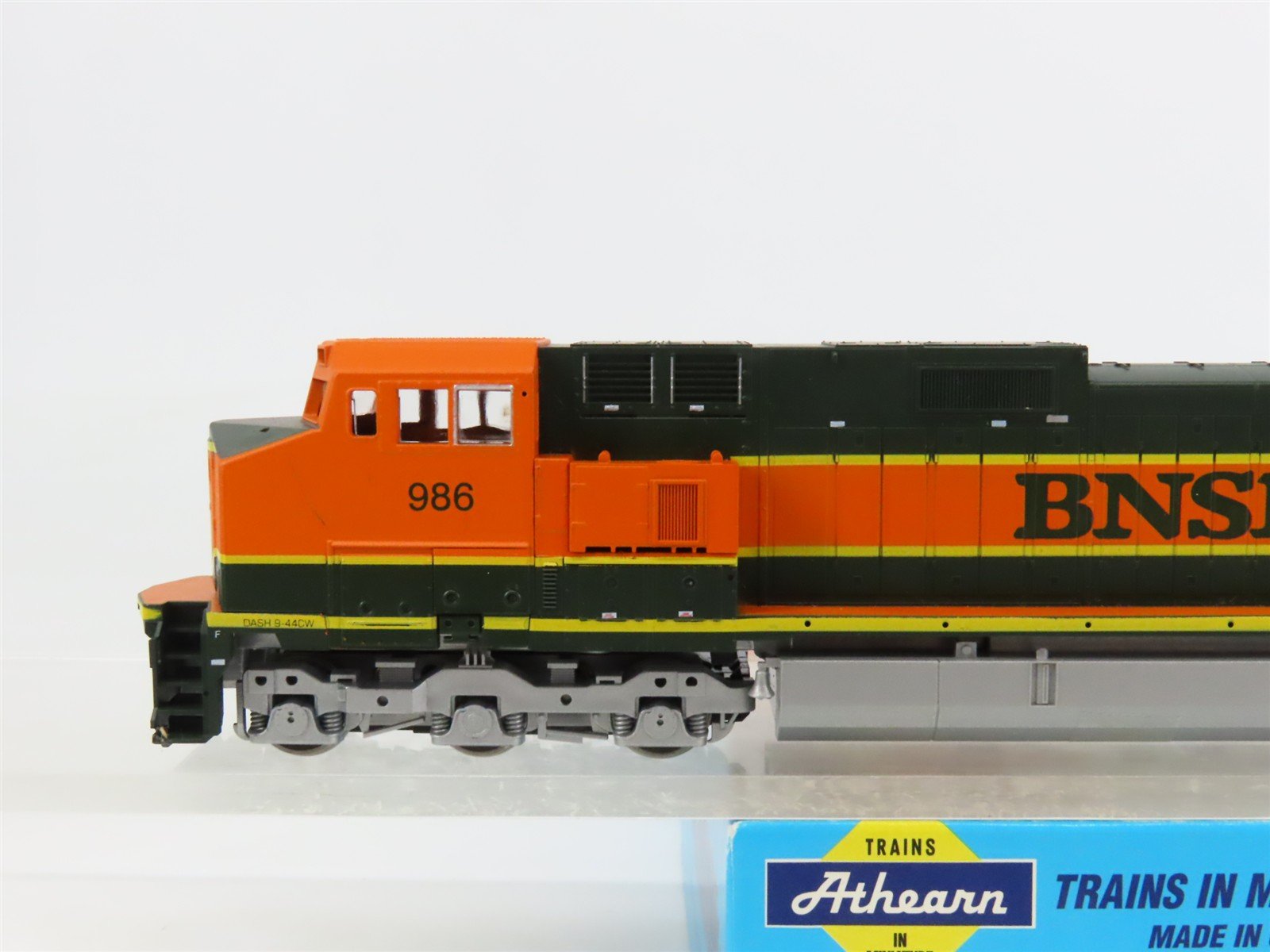 HO Scale Athearn 4936 BNSF Railway GE C44-9W 