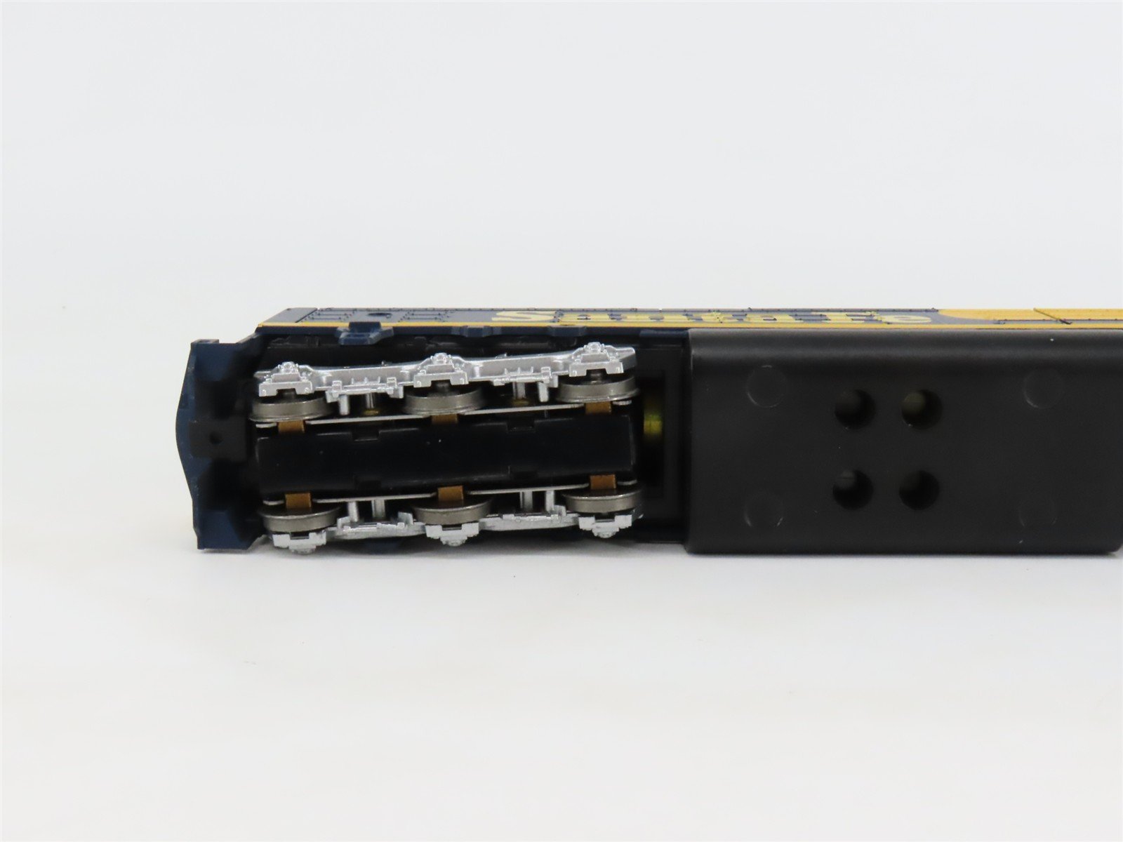 HO Scale Athearn 3601 ATSF Santa Fe EMD F45 Diesel Locomotive #5950
