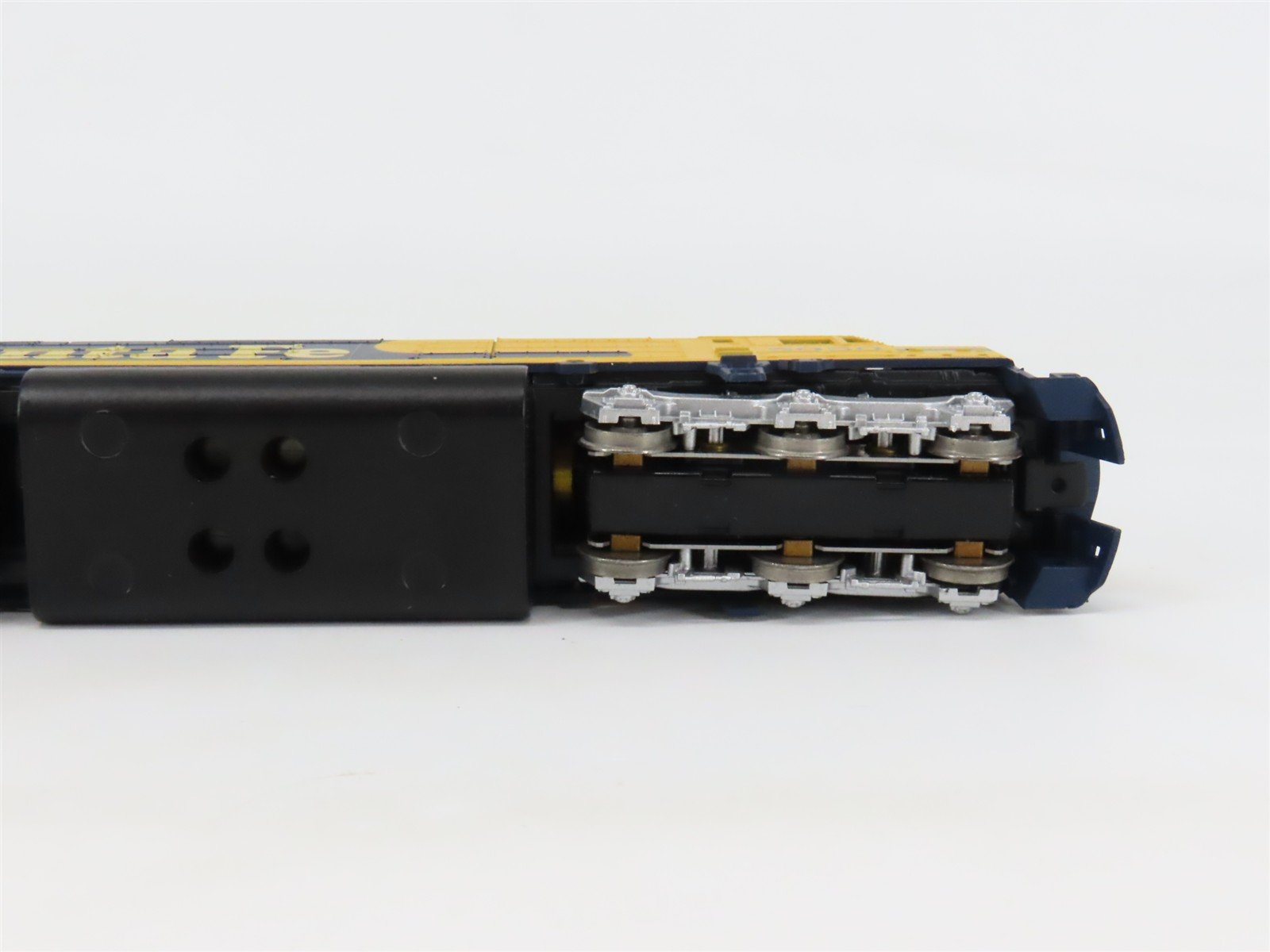 HO Scale Athearn 3601 ATSF Santa Fe EMD F45 Diesel Locomotive #5950