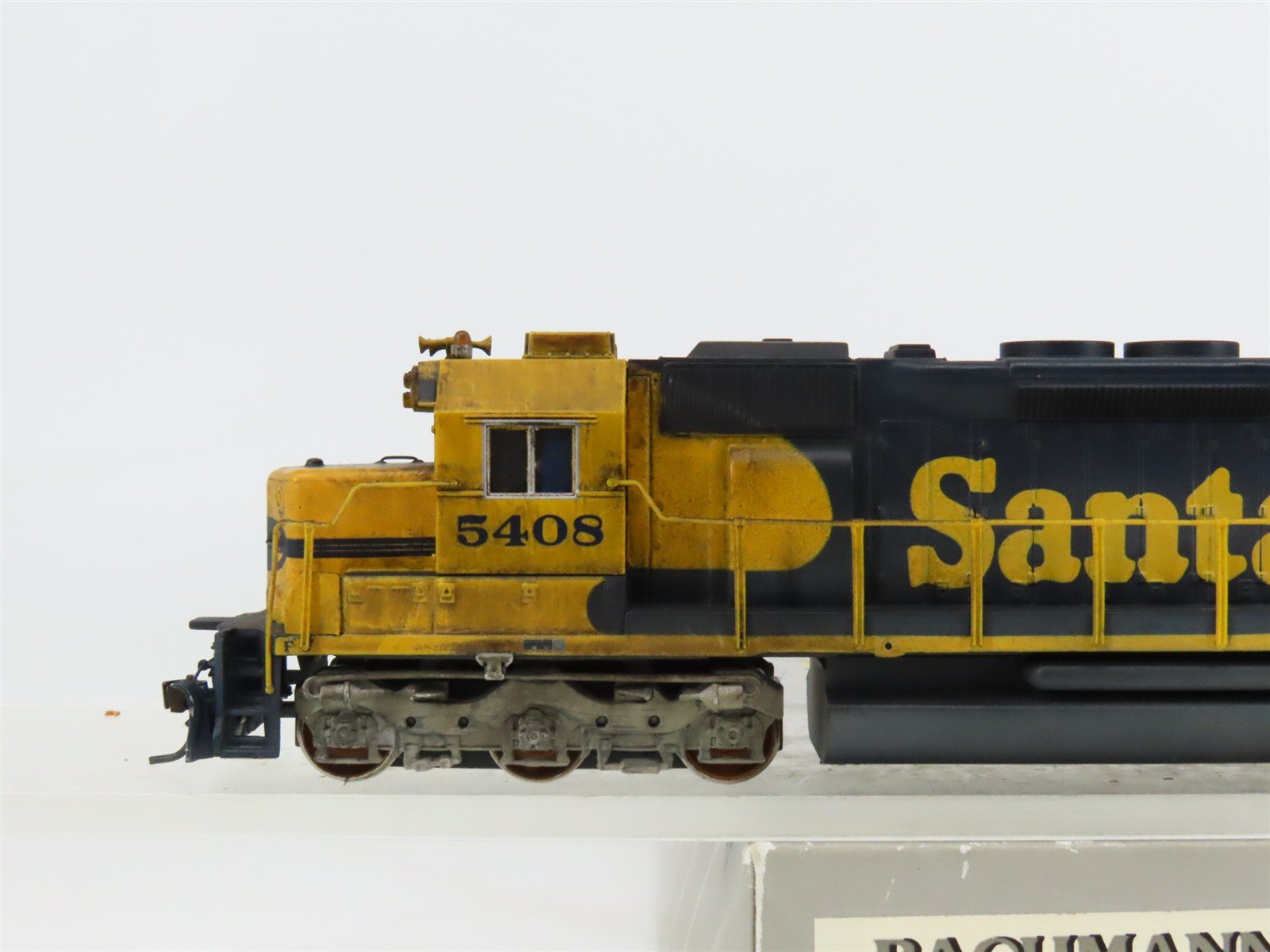 HO Scale Bachmann Plus 11612 ATSF Santa Fe EMD SD45 Diesel #5408 - Weathered