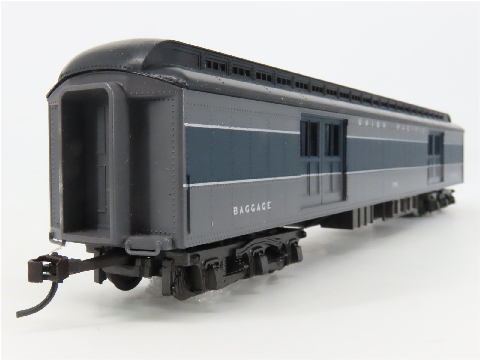 LOT of 6 HO Scale IHC UP Union Pacific Overland Passenger Cars