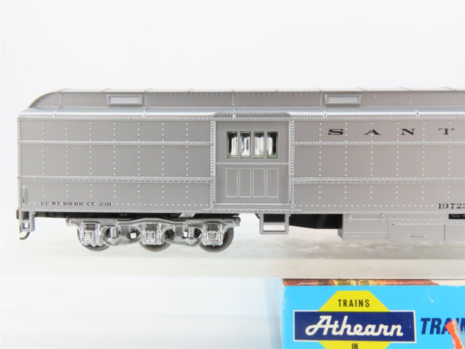 HO Scale Athearn 1140 ATSF Santa Fe Work Train Baggage Passenger Car #197231