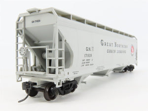 HO Scale Accurail 3331 GN Great Northern 3-Bay Covered Hopper 3-Car Pack
