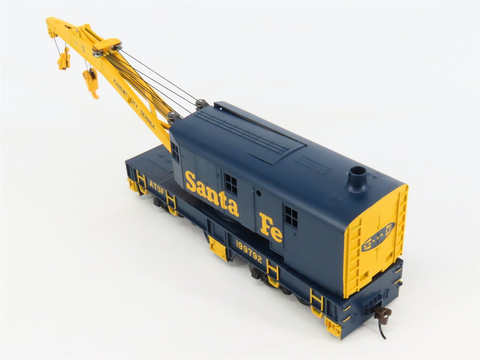 HO Scale Athearn RTR 7529 ATSF Santa Fe 200-Ton Crane & Tender #199792