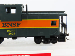 HO Scale Walthers 931-520 BNSF Railway Wide Vision Caboose #12624