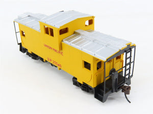HO Scale Walthers 931-502 UP Union Pacific Extended Vision Caboose #25540