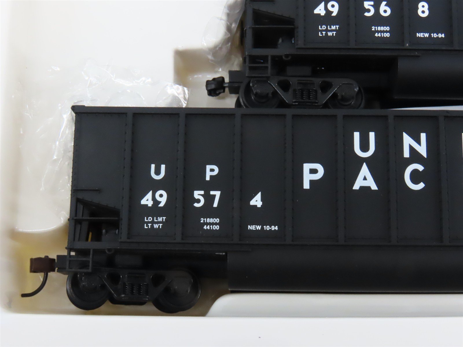 HO Scale Walthers 932-5313 UP Union Pacific Bethgon Hopper 6-Pack #2