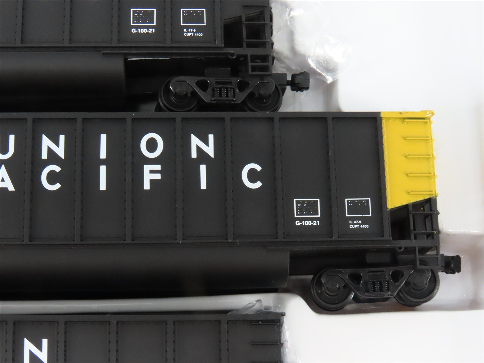 HO Scale Walthers 932-5313 UP Union Pacific Bethgon Hopper 6-Pack #2
