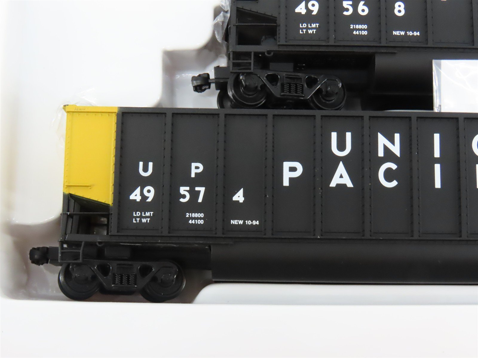 HO Scale Walthers 932-5313 UP Union Pacific Bethgon Hopper 6-Pack #2