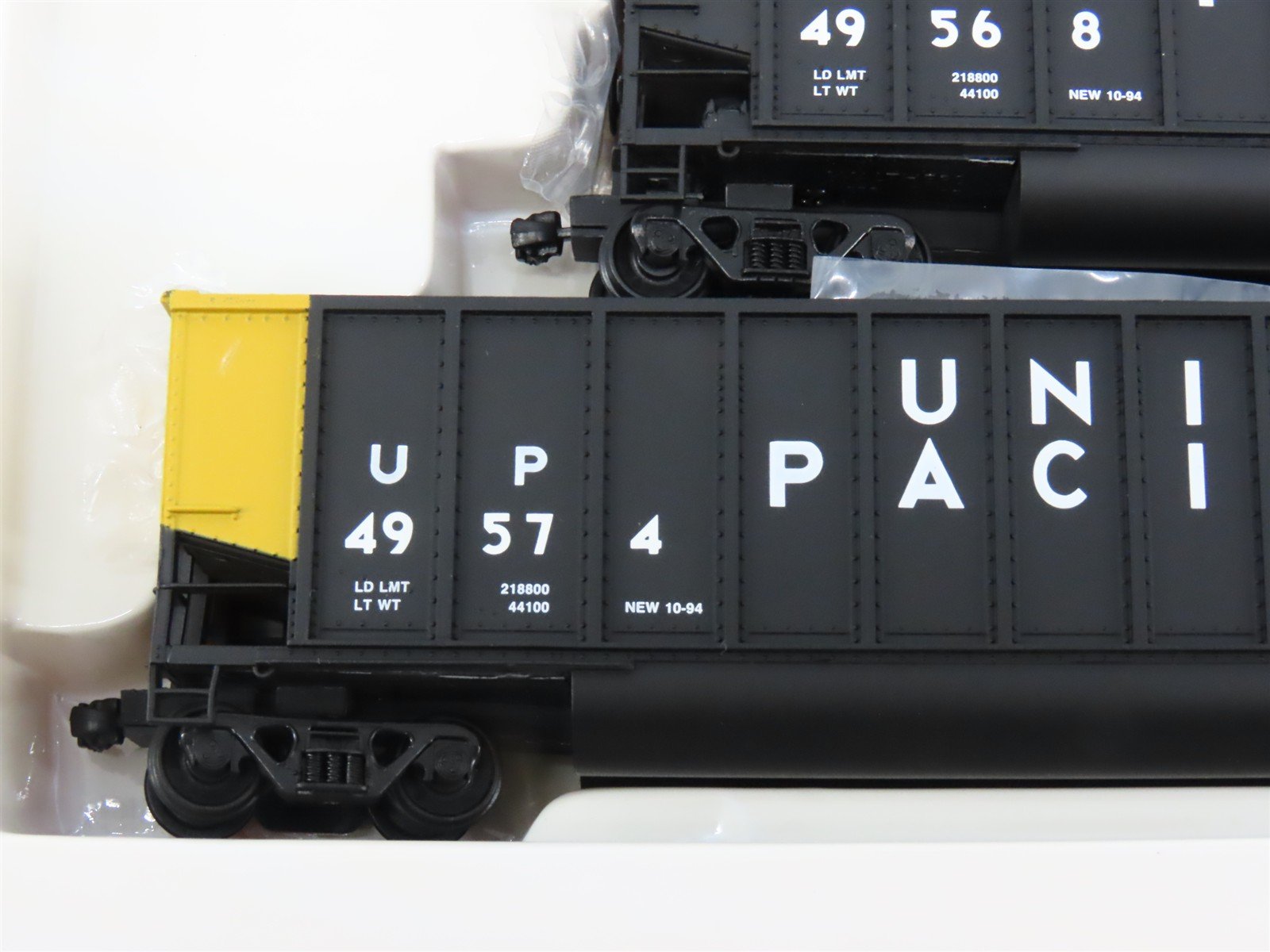 HO Scale Walthers 932-5313 UP Union Pacific Bethgon Hopper 6-Pack #2