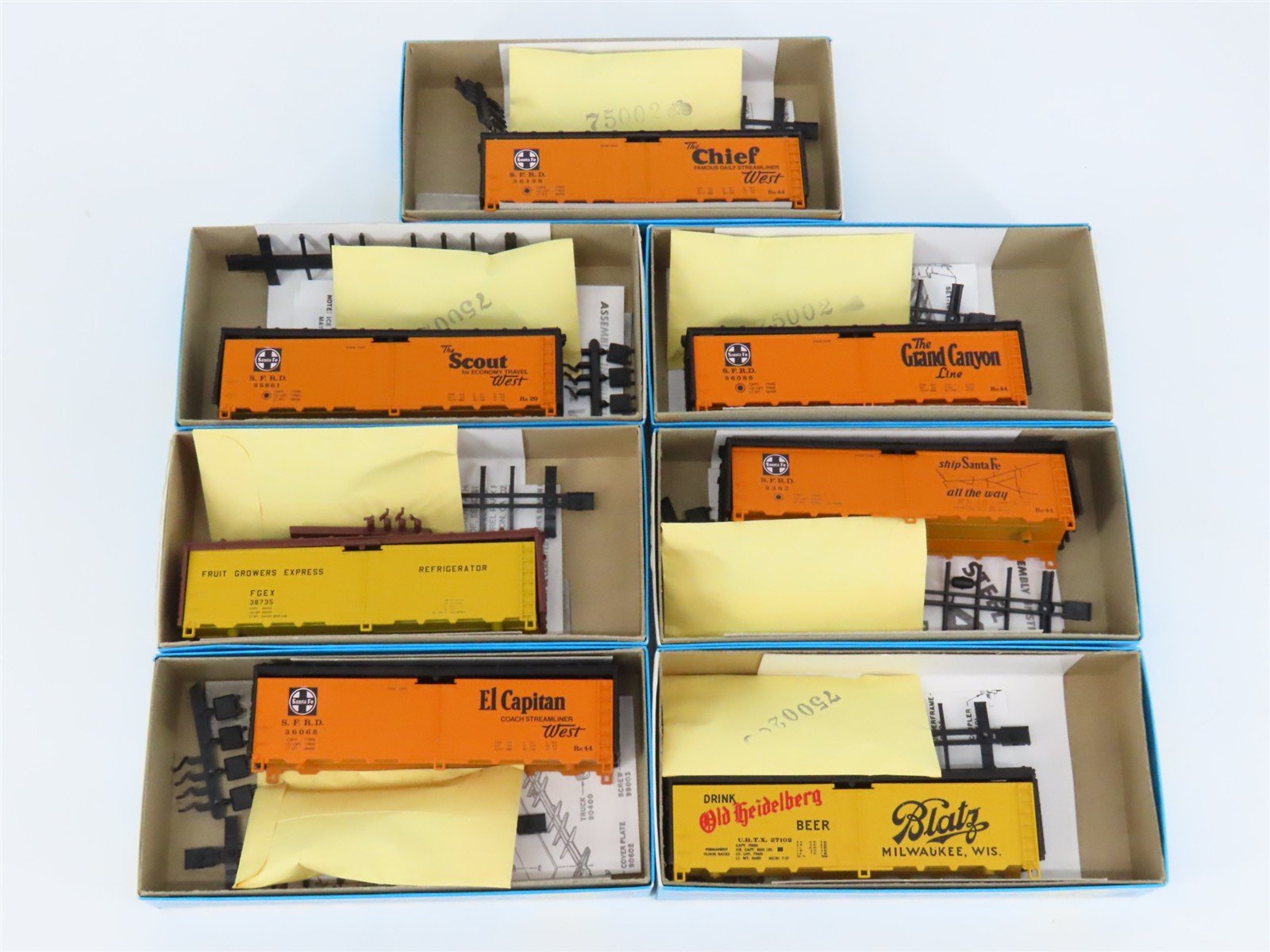 LOT of 7 HO Scale Athearn ATSF/Blatz/FGE 40' Steel Reefer Car Kit