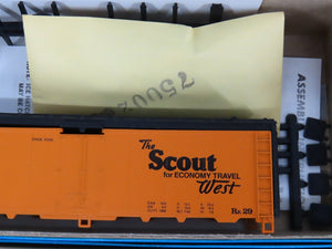 LOT of 7 HO Scale Athearn ATSF/Blatz/FGE 40' Steel Reefer Car Kit