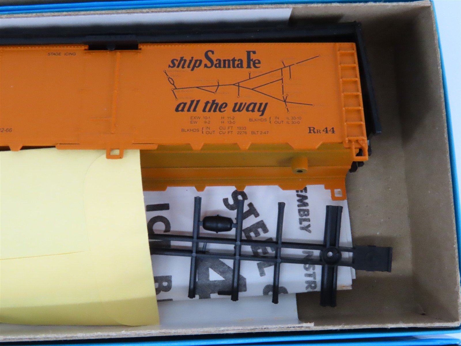 LOT of 7 HO Scale Athearn ATSF/Blatz/FGE 40' Steel Reefer Car Kit