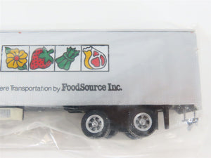 LOT of 6 HO Scale Con-Cor 0004-820101 Nitrol Process 45' Trailers