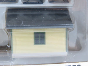HO Scale Walthers 933-2804 Speeder Shed w/Speeder & Bumpers