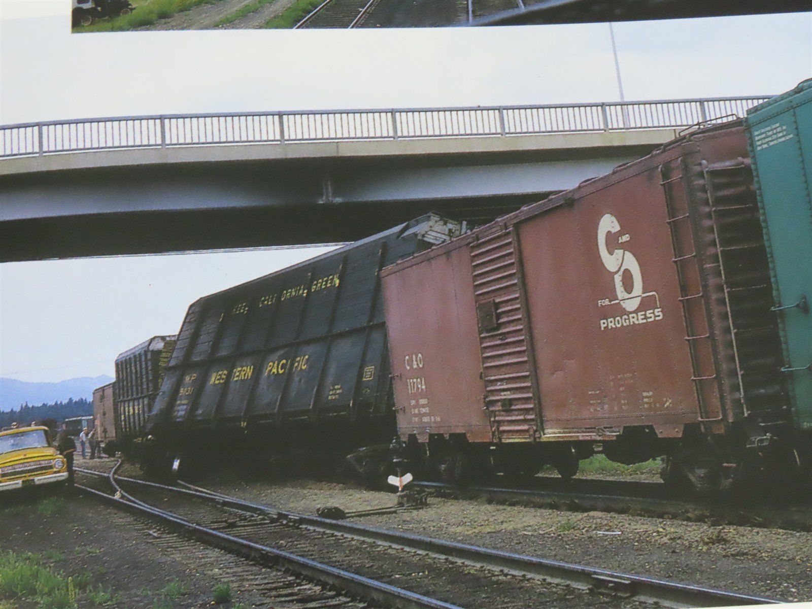 Morning Sun: Western Pacific Trackside with Bob Larson by Tim Morris ©1999