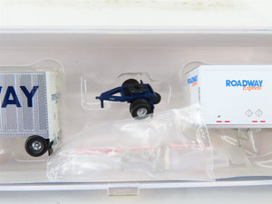 N Scale Athearn ATH10756 Roadway Two 28' Wedge Trailers w/ Dolly