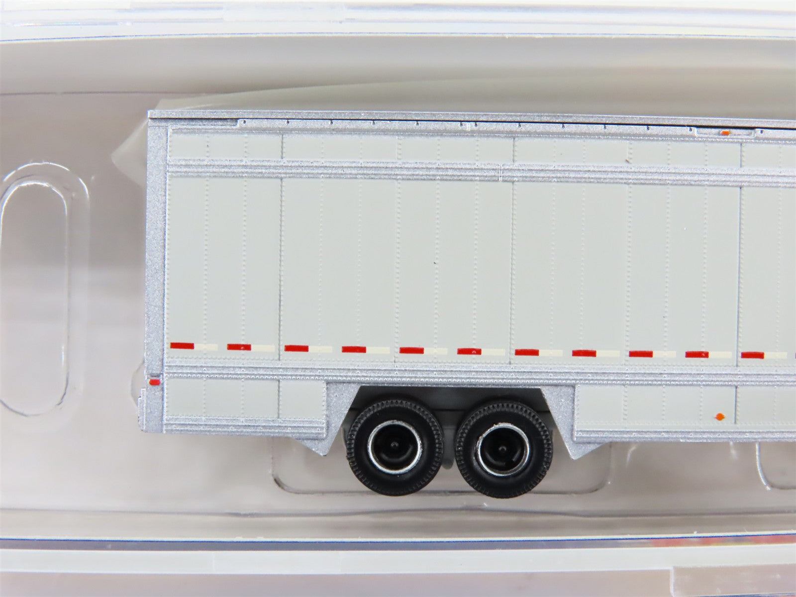 N Scale Athearn ATH6910 UPSZ (Logo) United Parcel Service 40' Trailer #708688