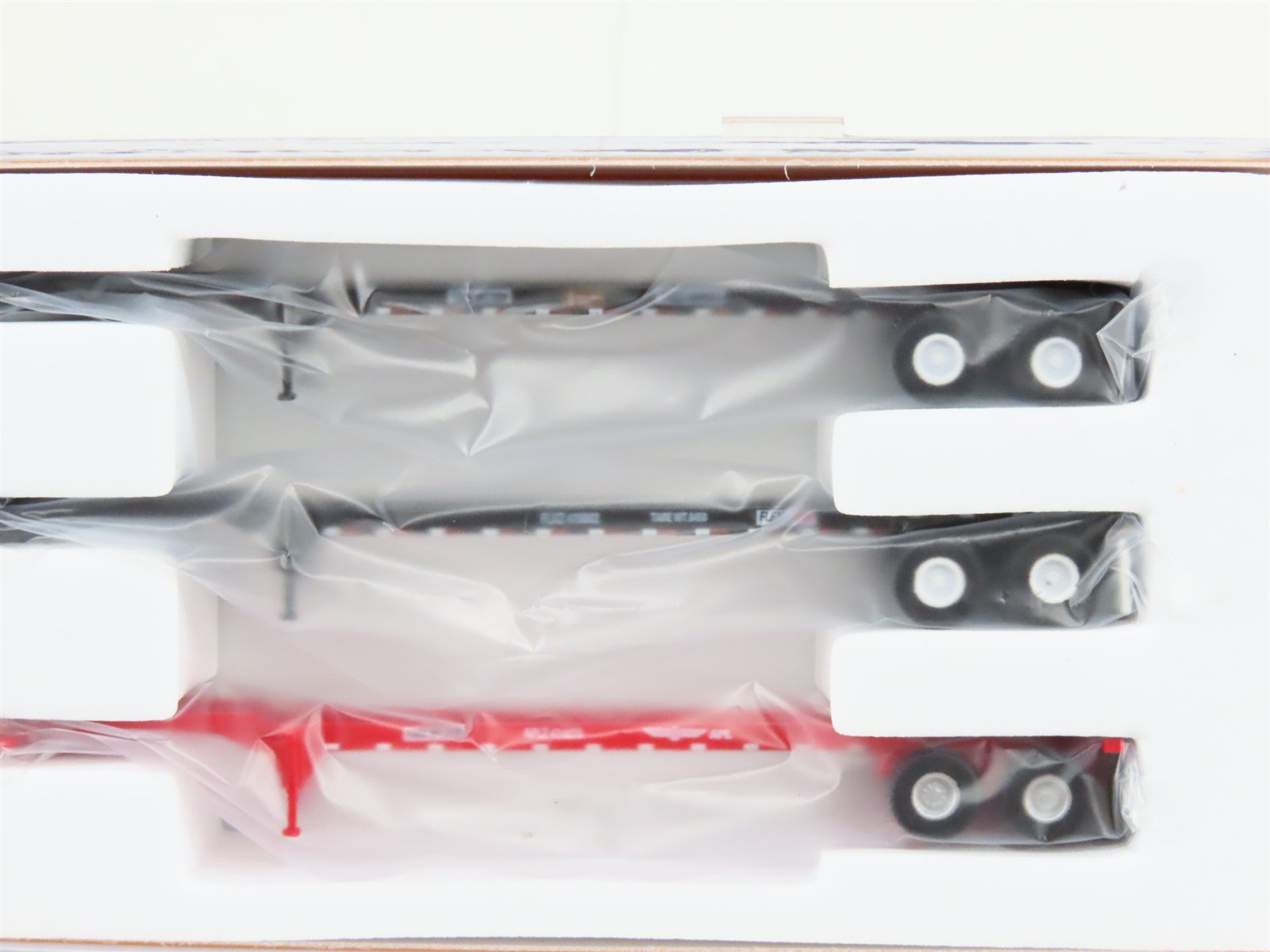 N Scale JTC Jacksonville Terminal Company 402301 40' Container Chassis 6-Pack