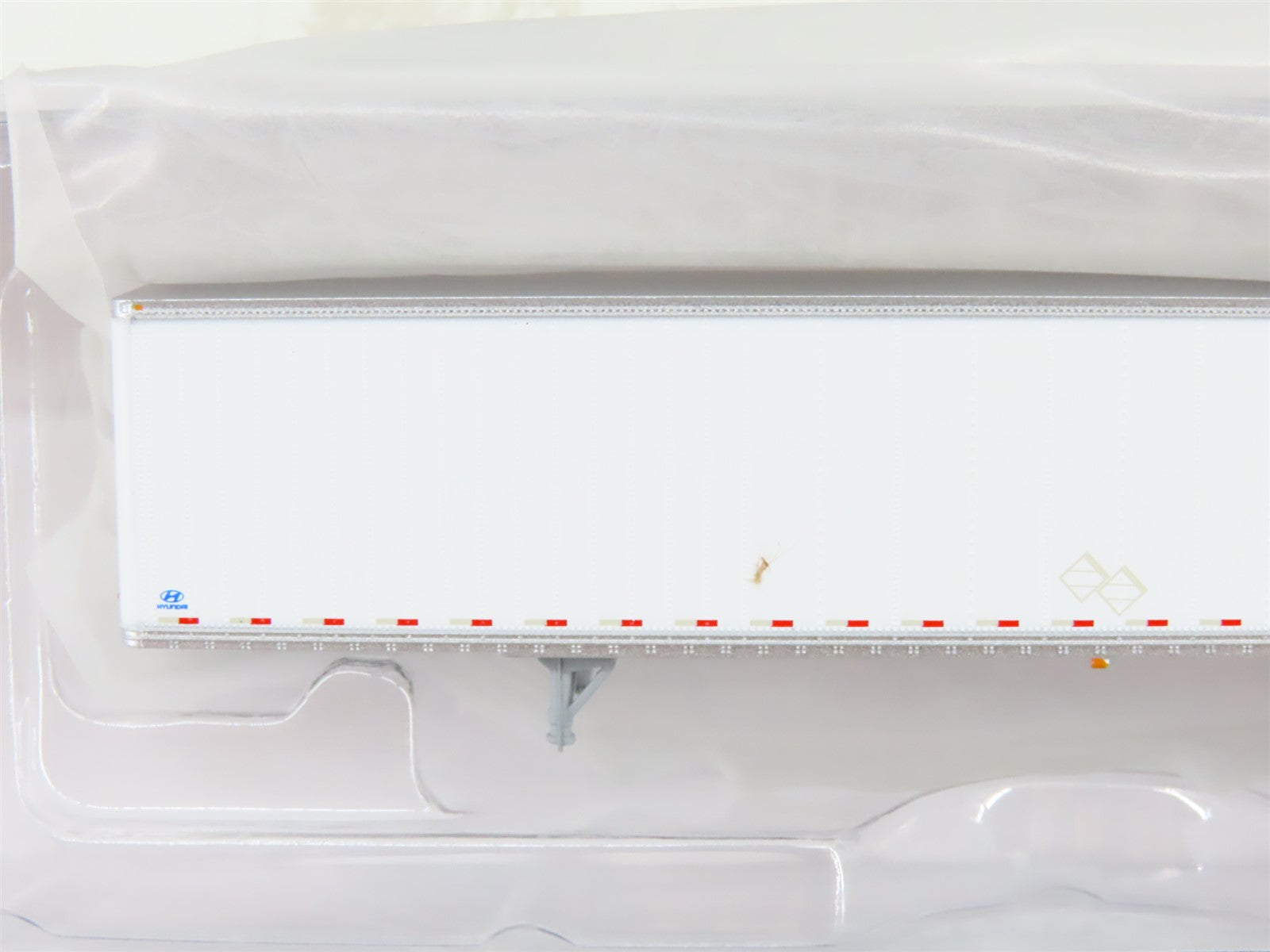 N Scale Trainworx 45399-3 Undecorated Hyundai 53' Box Trailer