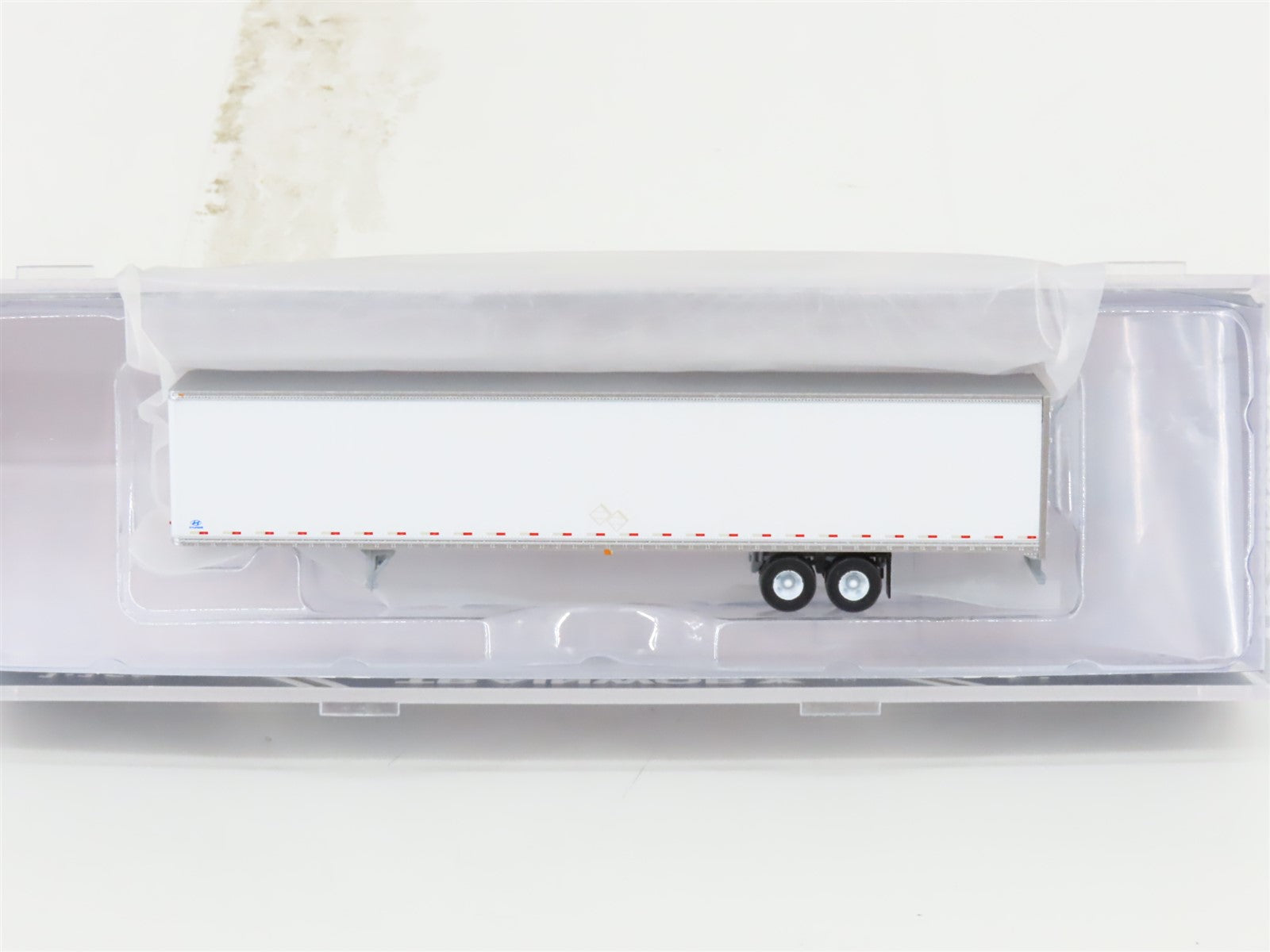 N Scale Trainworx 45399-3 Undecorated Hyundai 53' Box Trailer