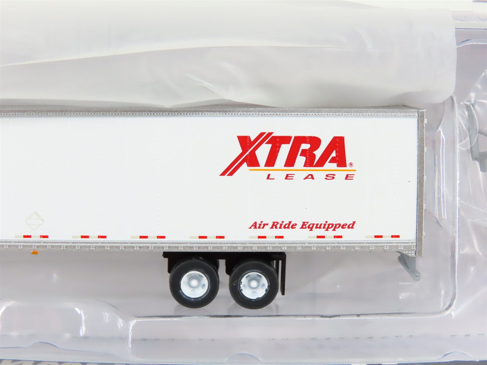 N Scale Trainworx 45350-01 Xtra Lease 53' Reefer Trailer #U62495