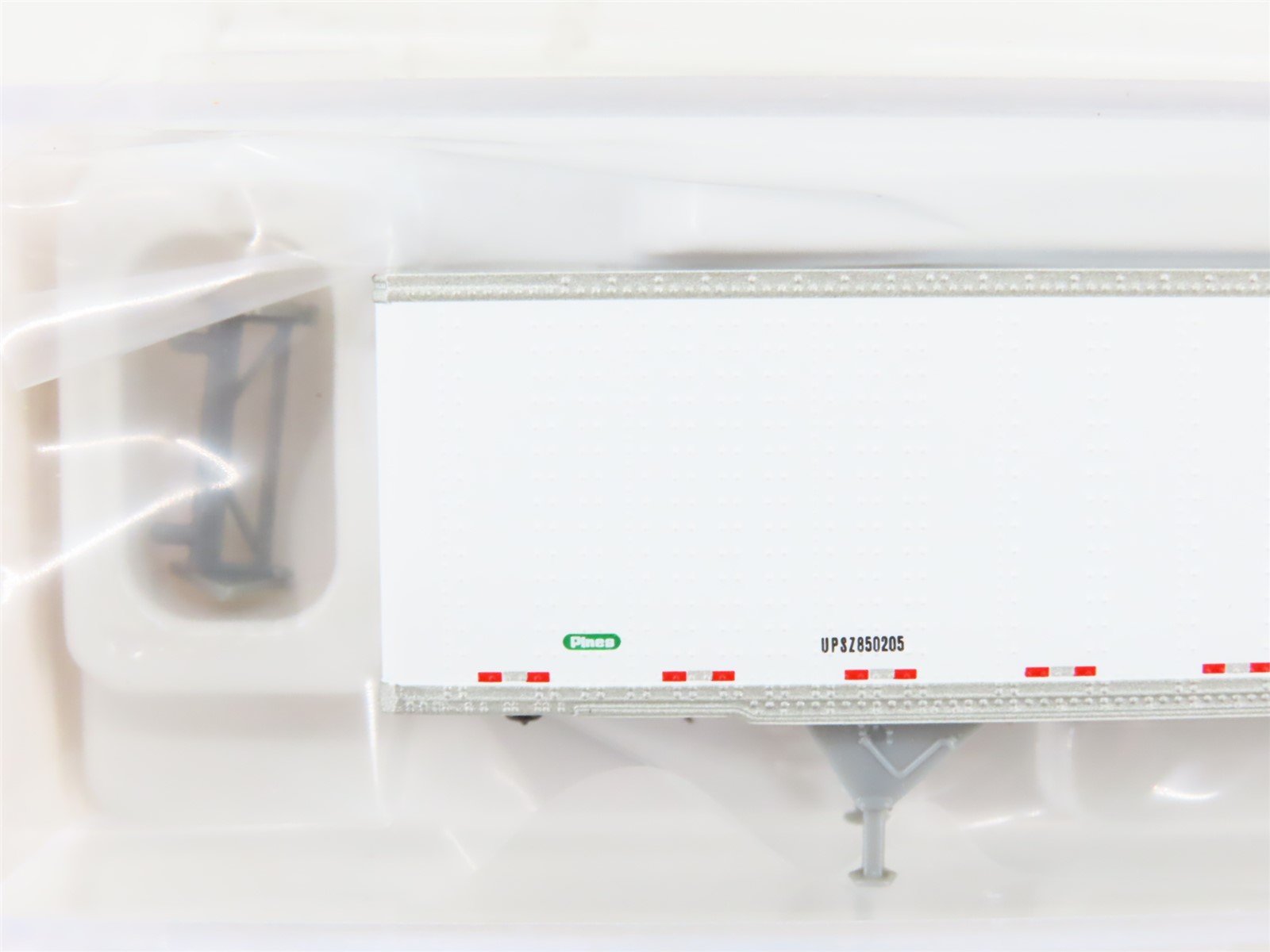 N Scale Atlas 50002606 UPSZ Xtra Lease 45' Pines Trailer #850205