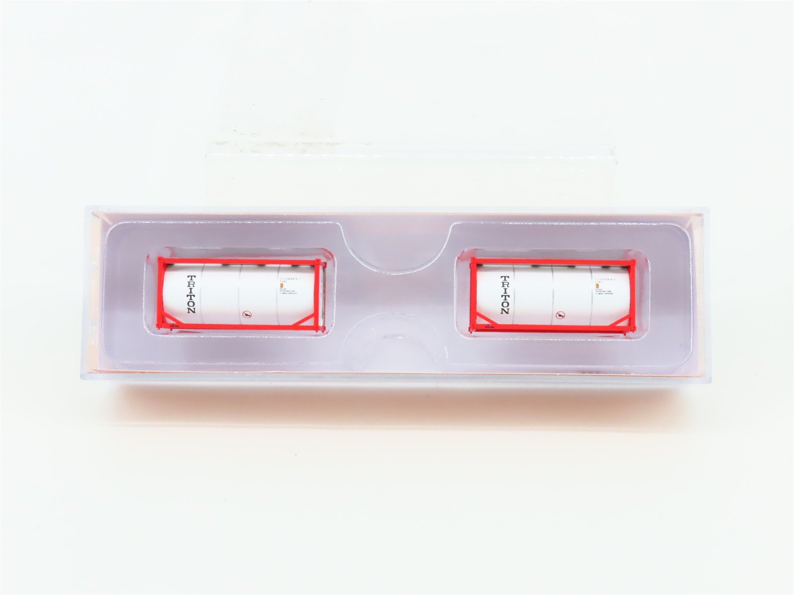 N Scale JTC 205208 Triton Leading 20' Standard Tank Container 2-Pack