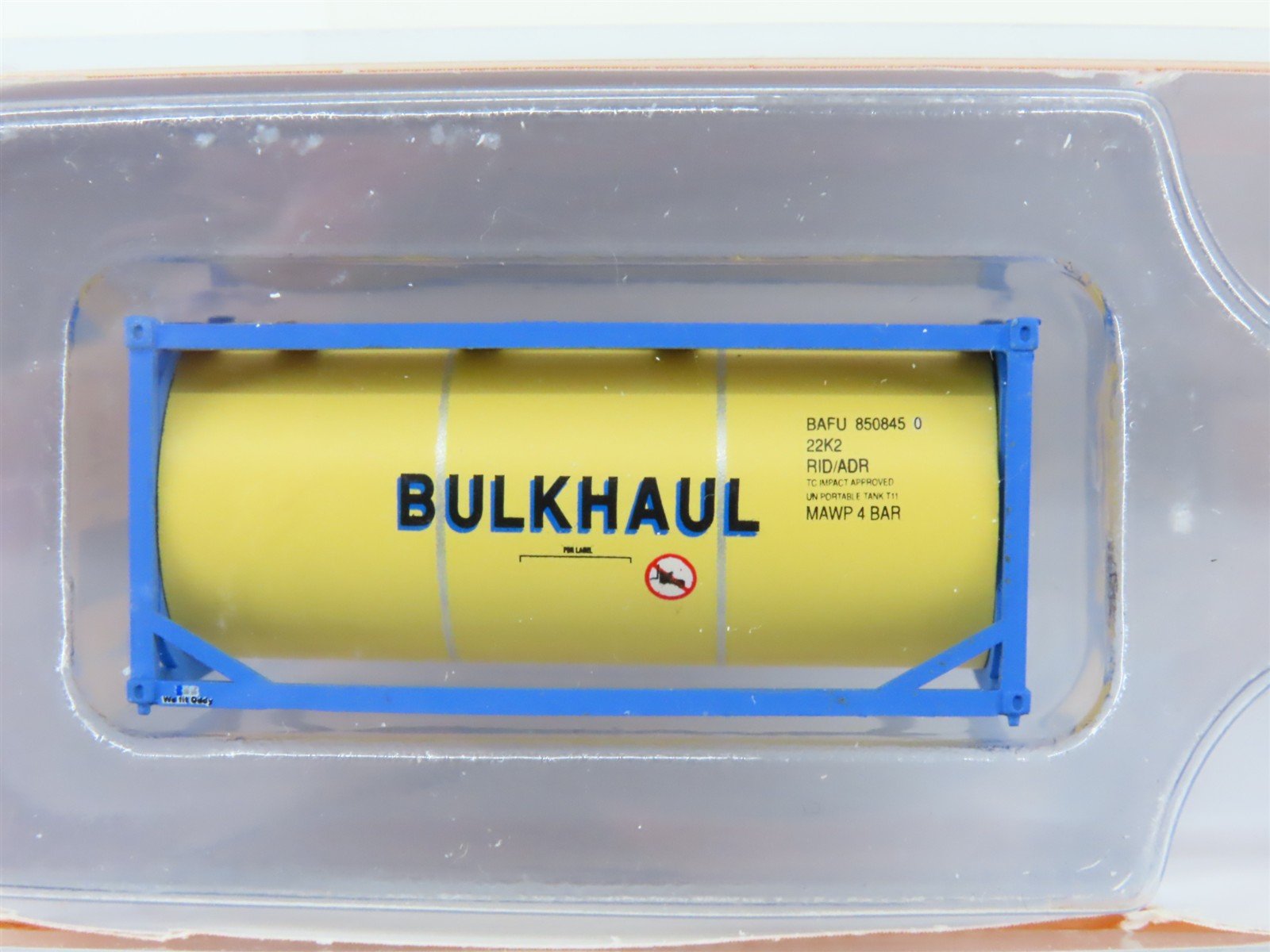 N Scale JTC 205214 BULKHAUL 20' Standard Tank Container 2-Pack