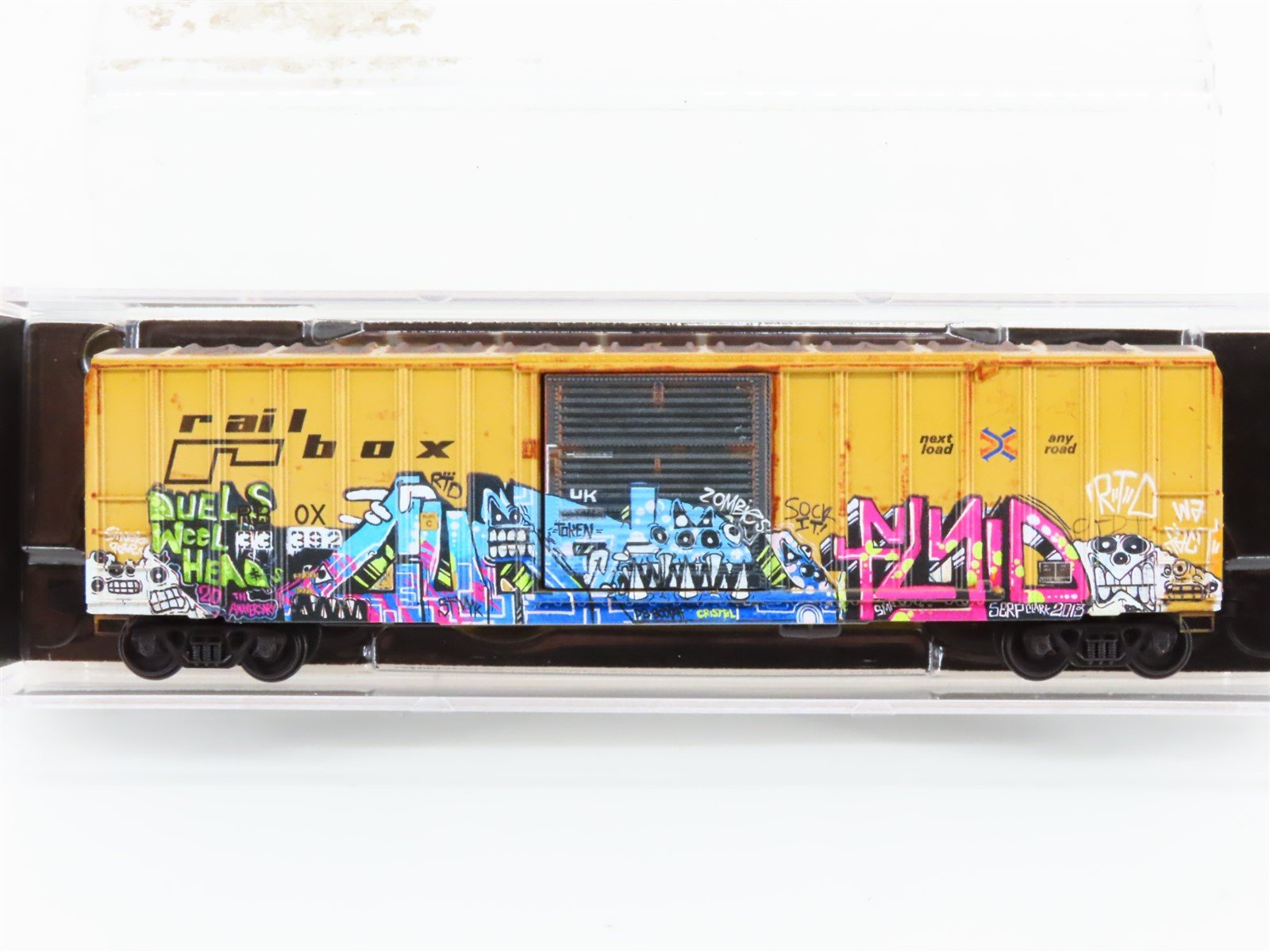 N Scale Micro-Trains MTL 02545564 RBOX Railbox 50' Box Car #33392 w/ Graffiti