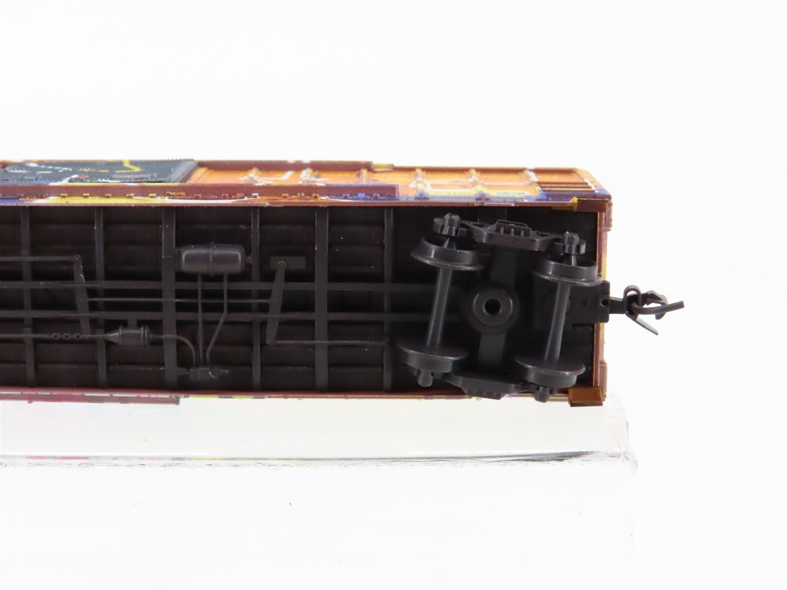 N Scale Micro-Trains MTL 02545014 RBOX Railbox 50' Box Car #32013 w/ Graffiti