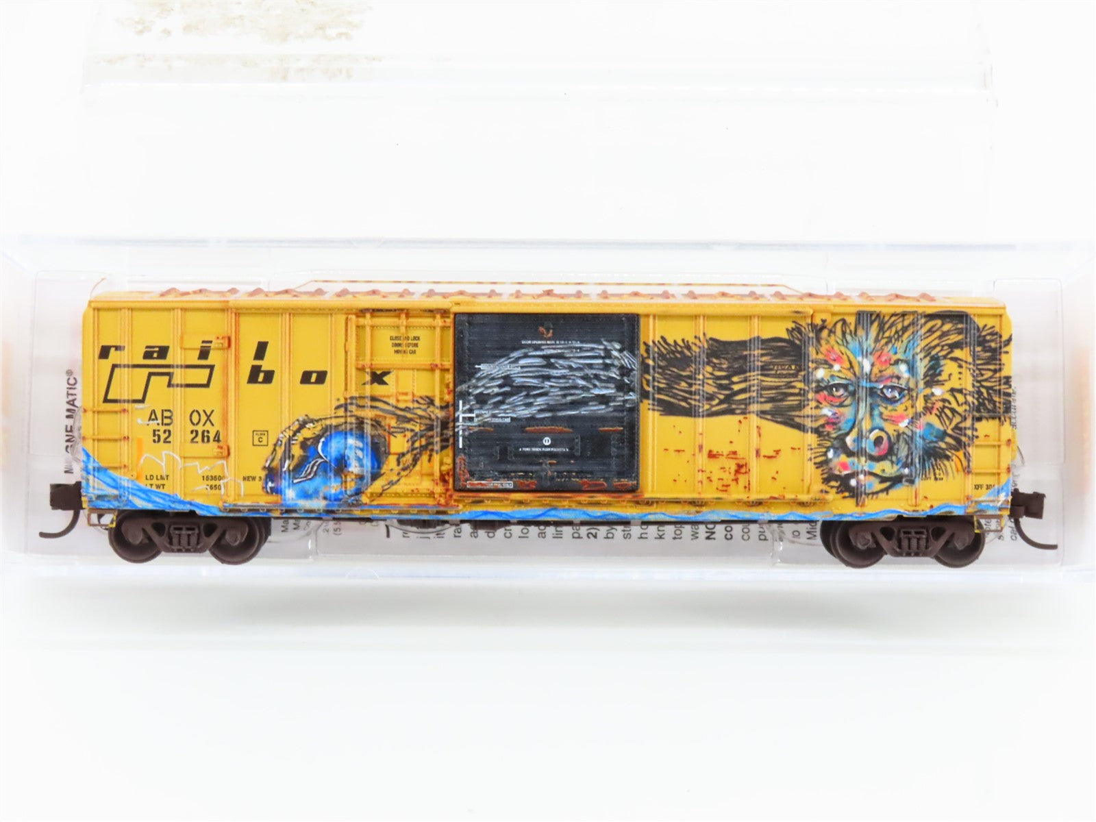 N Scale Micro-Trains MTL 02553011 RBOX Railbox 50' Box Car #52264 w/ Graffiti