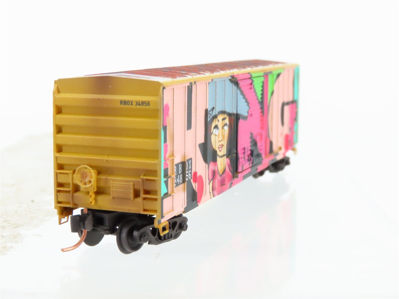 N Scale Micro-Trains MTL 02544014 RBOX Railbox 50' Box Car #34856 w/ Graffiti