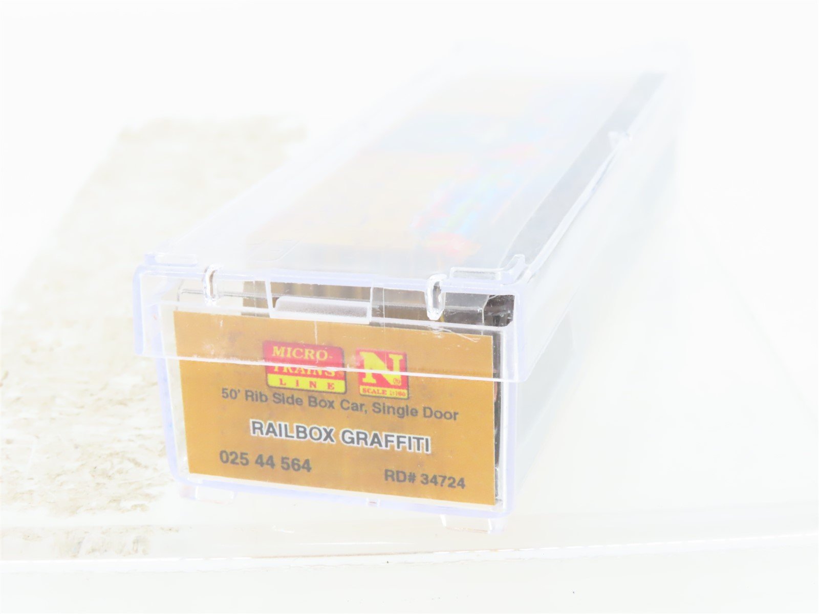 N Scale Micro-Trains MTL 02544564 RBOX Railbox 50' Box Car #34724 w/ Graffiti